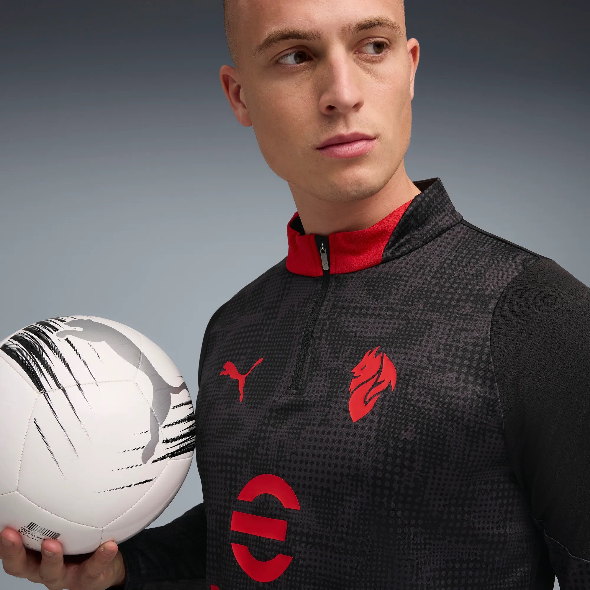 PUMA AC Milan Trainingspak 1/4-Zip 2025-2026 Zwart Rood PUMA AC Milan Trainingspak 1/4-Zip 2025-2026 Zwart Rood - Afbeelding 4