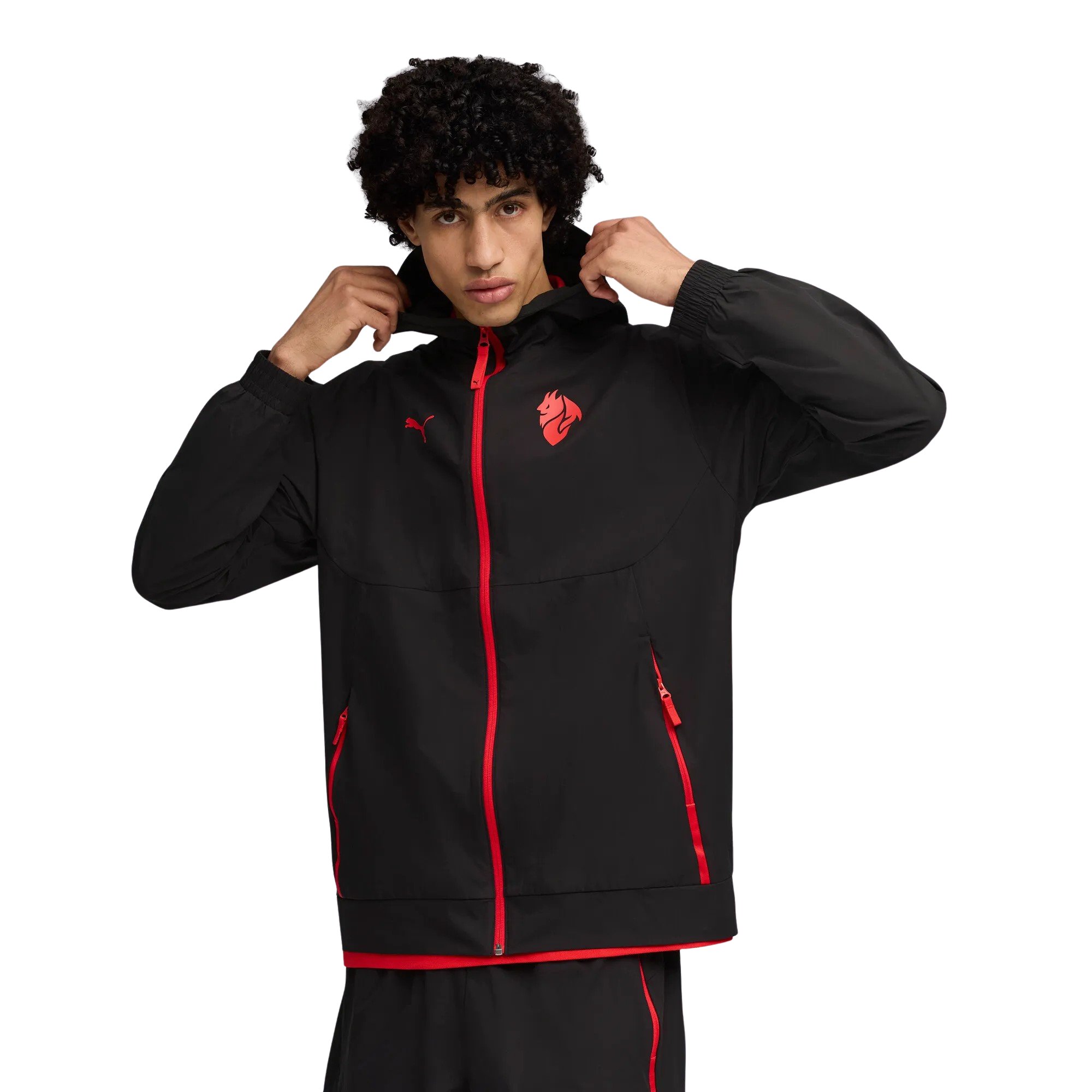 PUMA AC Milan Pumatech Trainingsjack Woven 2025-2026 Zwart Rood PUMA AC Milan Pumatech Trainingsjack Woven 2025-2026 Zwart Rood