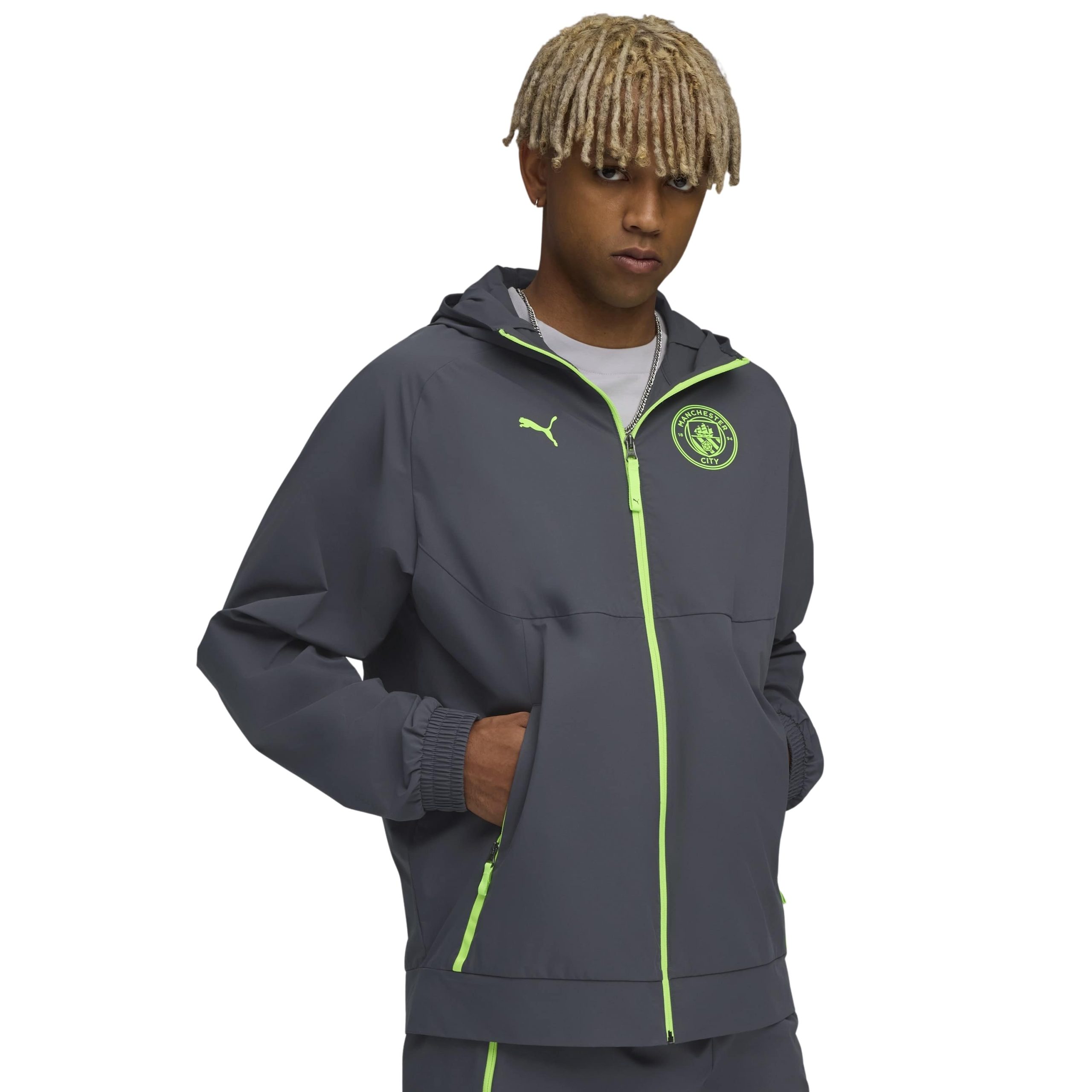 PUMA Manchester City Pumatech Trainingsjack Woven 2025-2026 Grijs Groen PUMA Manchester City Pumatech Trainingsjack Woven 2025-2026 Grijs Groen
