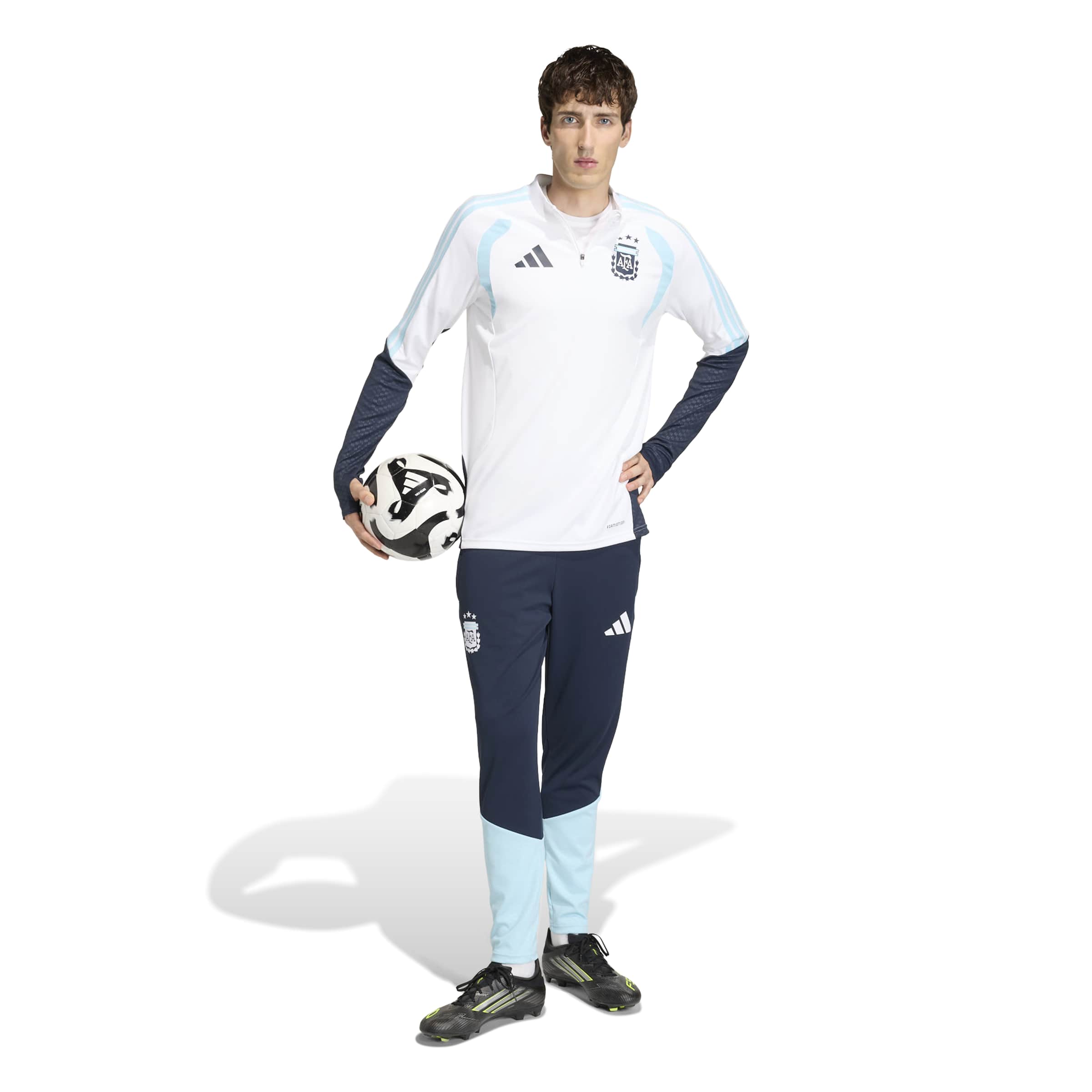 Adidas Argentinië Trainingspak 1/4-Zip 2026-2028 Wit Donkerblauw Lichtblauw Adidas Argentinië Trainingspak 1/4-Zip 2026-2028 Wit Donkerblauw Lichtblauw