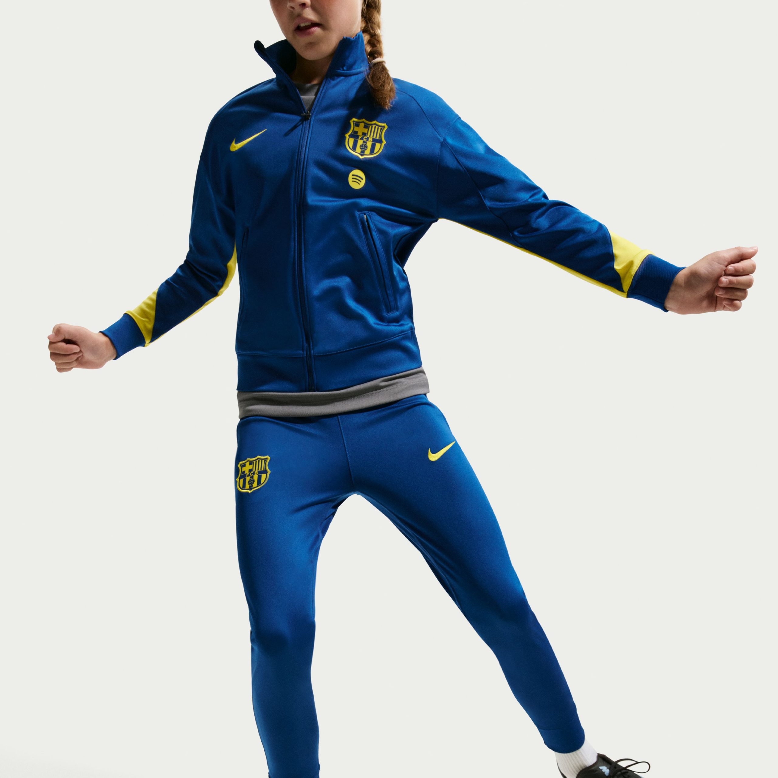 Nike FC Barcelona Strike Trainingspak 2025-2026 Kids Donkerblauw Felgeel Nike FC Barcelona Strike Trainingspak 2025-2026 Kids Donkerblauw Felgeel - foto 6
