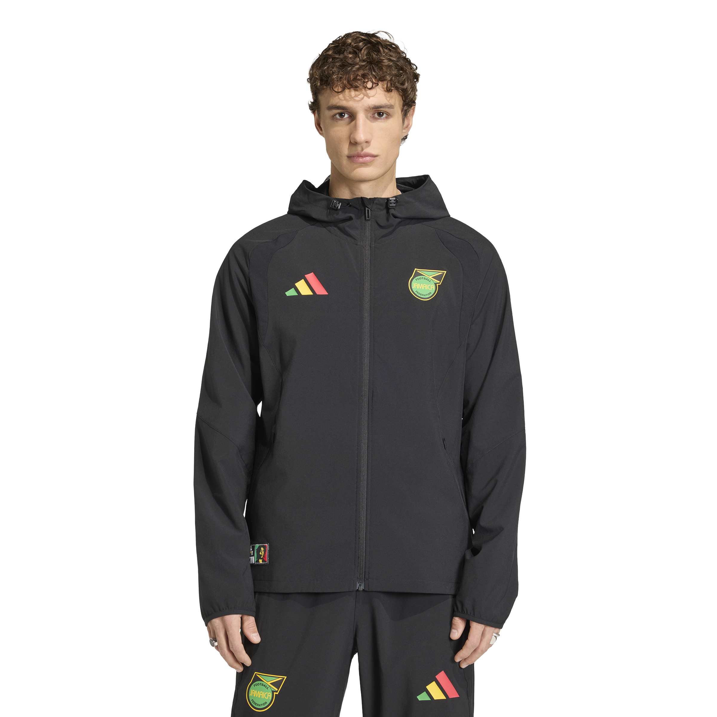 Adidas Jamaica X Bob Marley Tiro Travel Trainingsjack 2026-2028 Zwart Groen Geel Rood Adidas Jamaica X Bob Marley Tiro Travel Trainingspak Full-Zip 2026-2028 Zwart Groen Geel Rood - foto 2