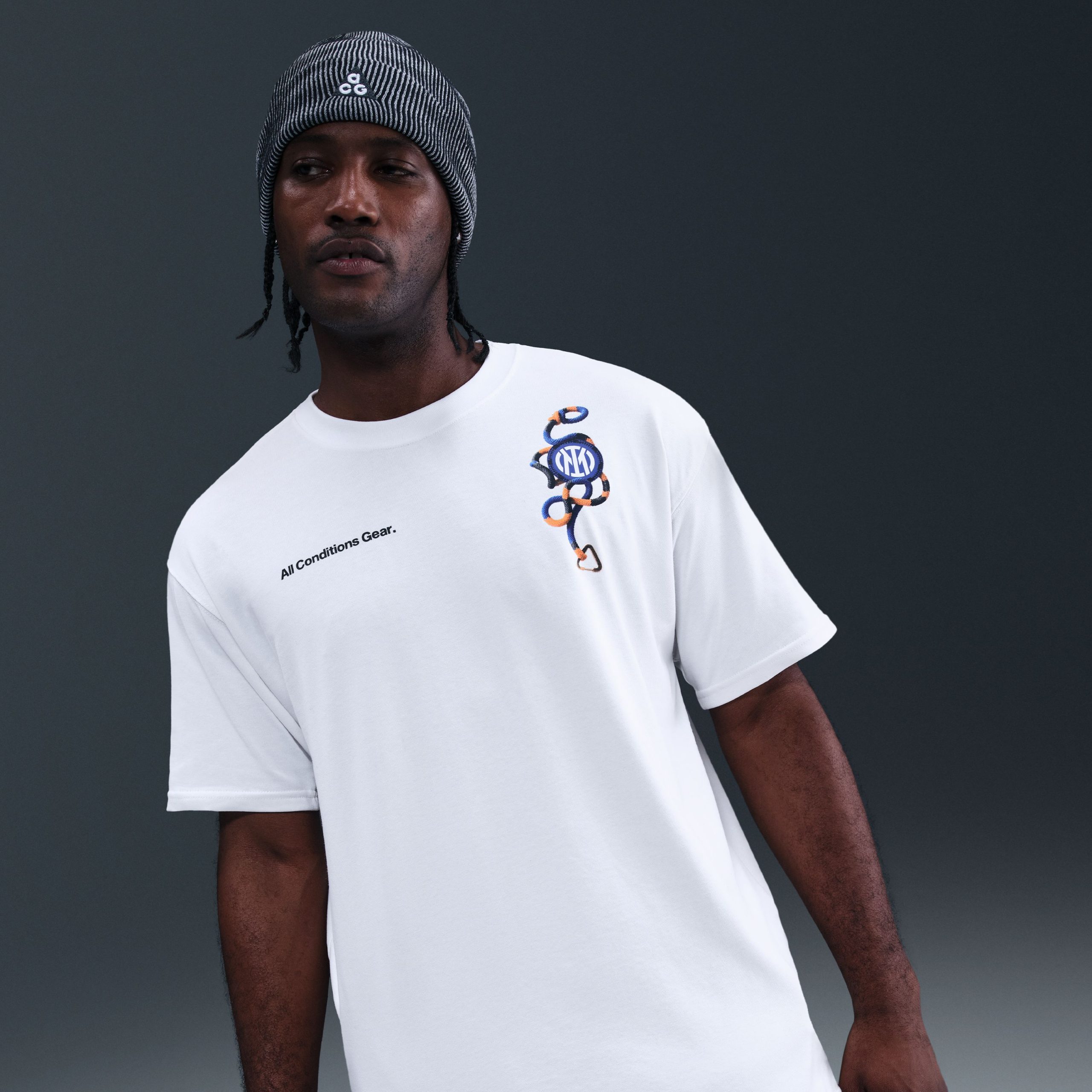 Nike Inter Milan X ACG T-Shirt 2025-2026 Wit Blauw Zwart Nike Inter Milan X ACG T-Shirt 2025-2026 Wit Blauw Zwart - foto 3