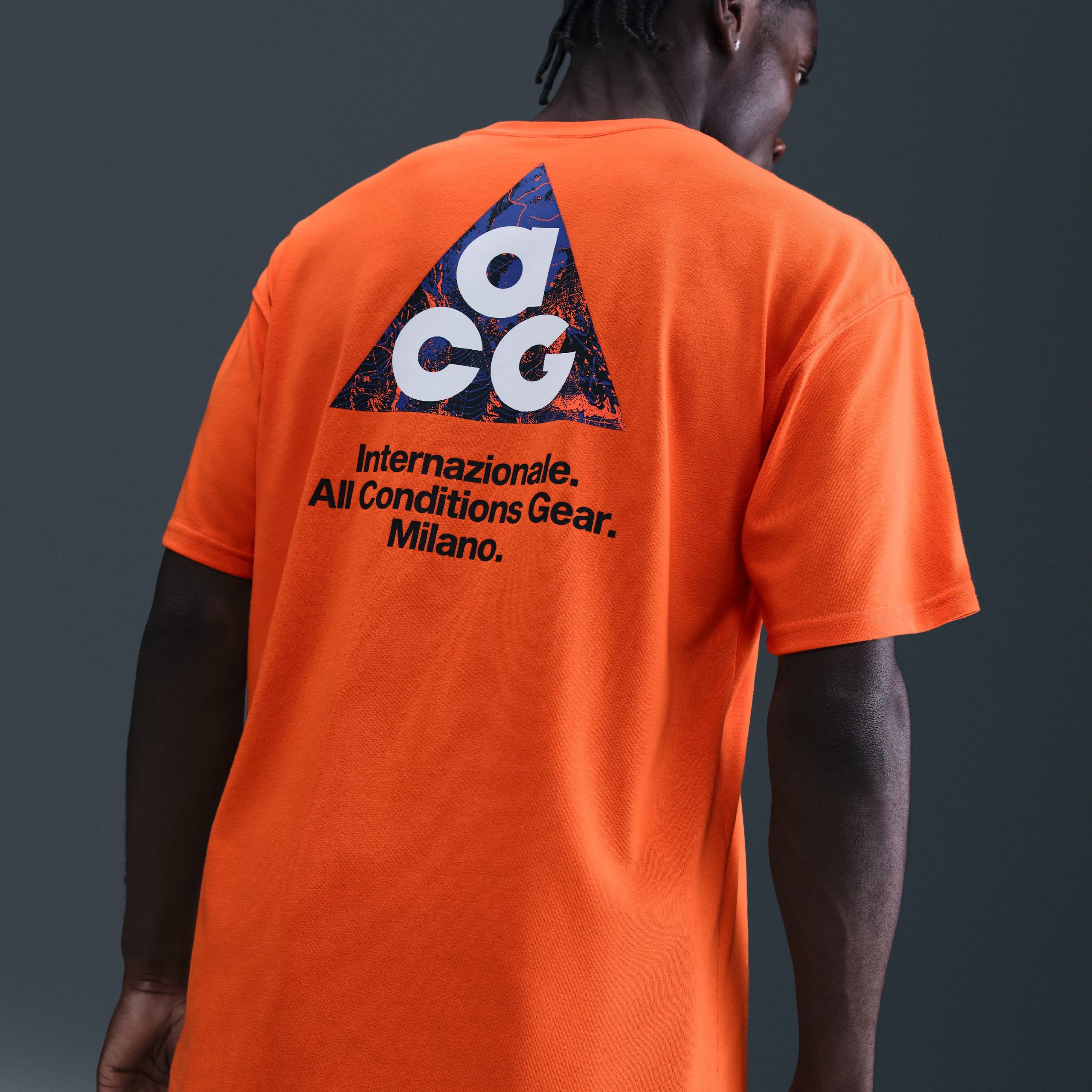 Nike Inter Milan X ACG T-Shirt 2025-2026 Oranje Donkerblauw Wit Nike Inter Milan X ACG T-Shirt 2025-2026 Oranje Donkerblauw Wit - foto 4