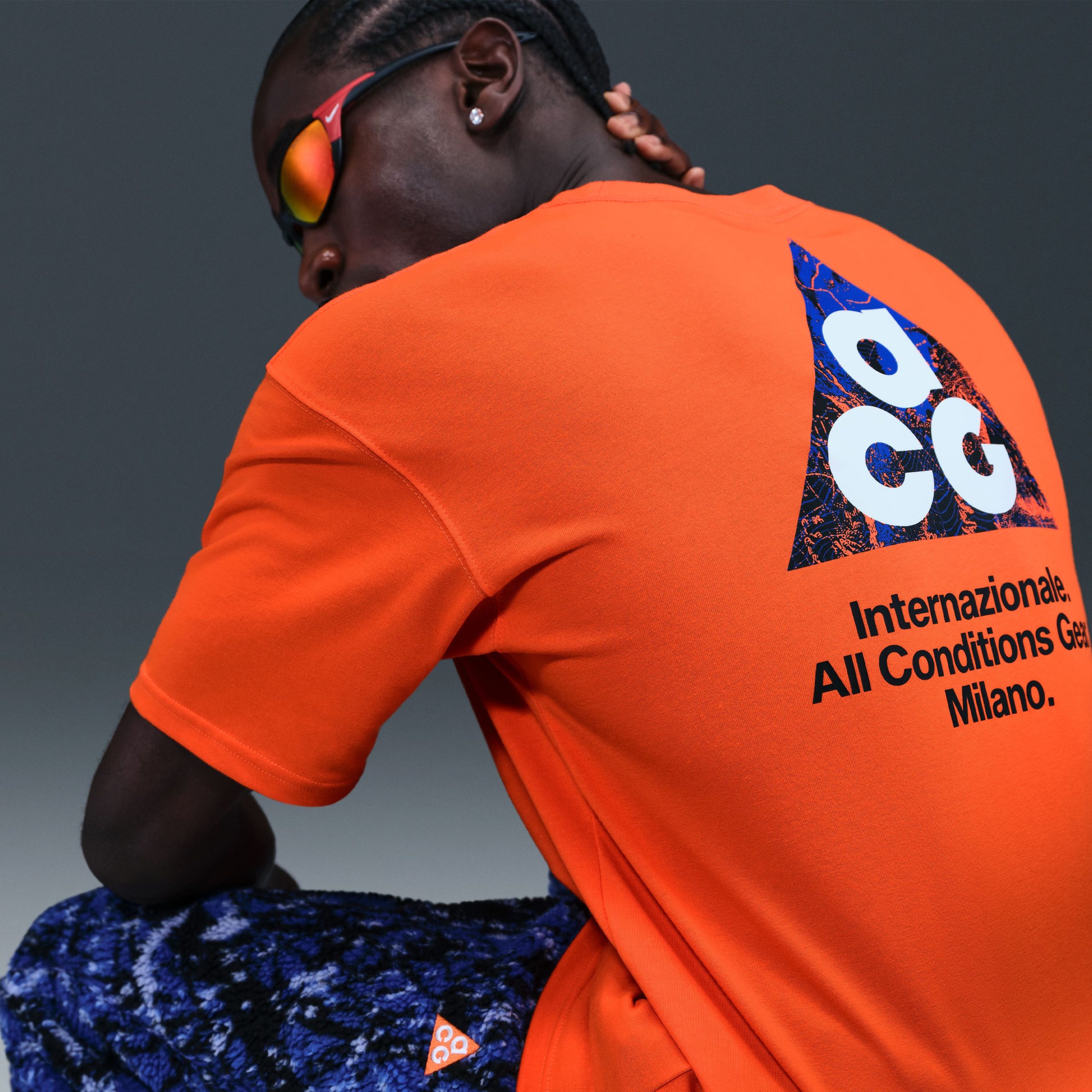 Nike Inter Milan X ACG T-Shirt 2025-2026 Oranje Donkerblauw Wit Nike Inter Milan X ACG T-Shirt 2025-2026 Oranje Donkerblauw Wit - foto 5