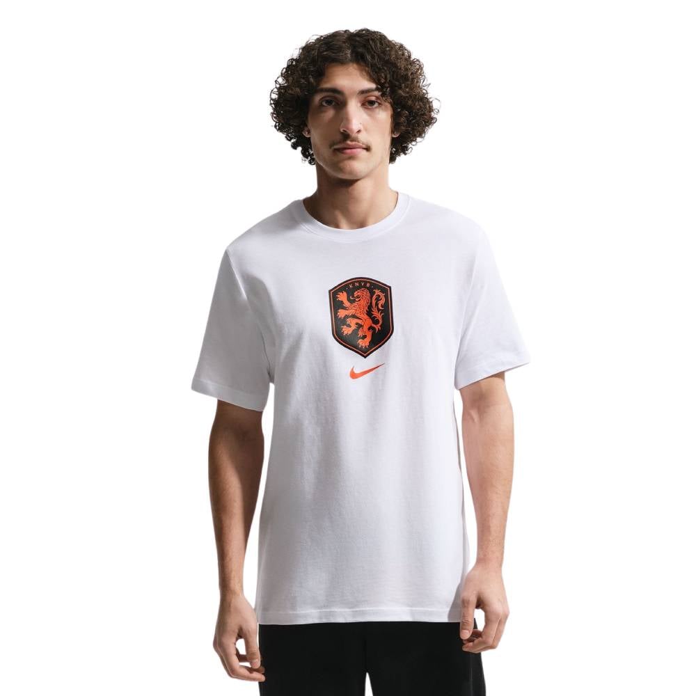 Nike Nederland Crest T-Shirt 2026-2028 Wit Oranje Zwart Nike Nederland Crest T-Shirt 2026-2028 Wit Oranje Zwart