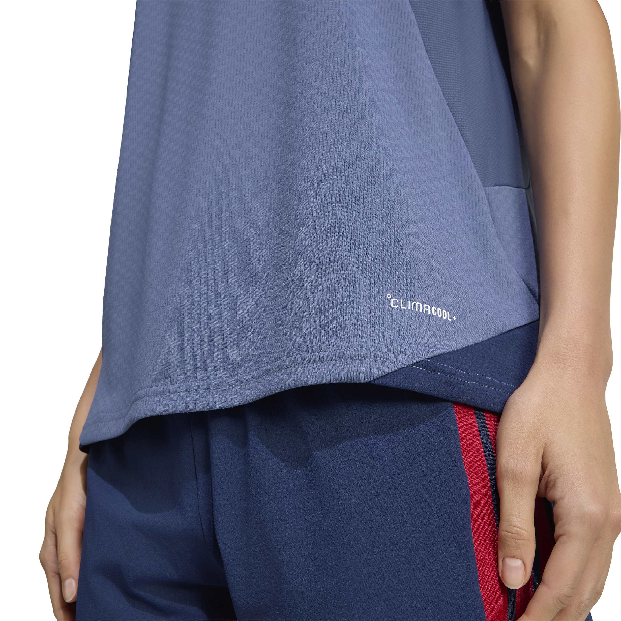 Adidas Bayern München Trainingsshirt 2026-2027 Dames Donkerblauw Rood Goud Adidas Bayern München Trainingsshirt 2026-2027 Dames Donkerblauw Rood Goud - foto 4