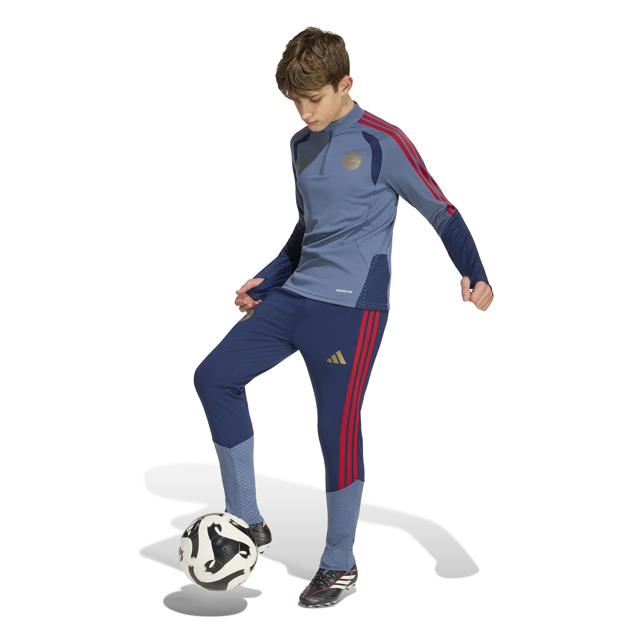 Adidas Bayern München Trainingstrui 1/4-Zip 2026-2027 Kids Donkerblauw Rood Goud Adidas Bayern München Trainingstrui 1/4-Zip 2026-2027 Kids Donkerblauw Rood Goud - foto 5