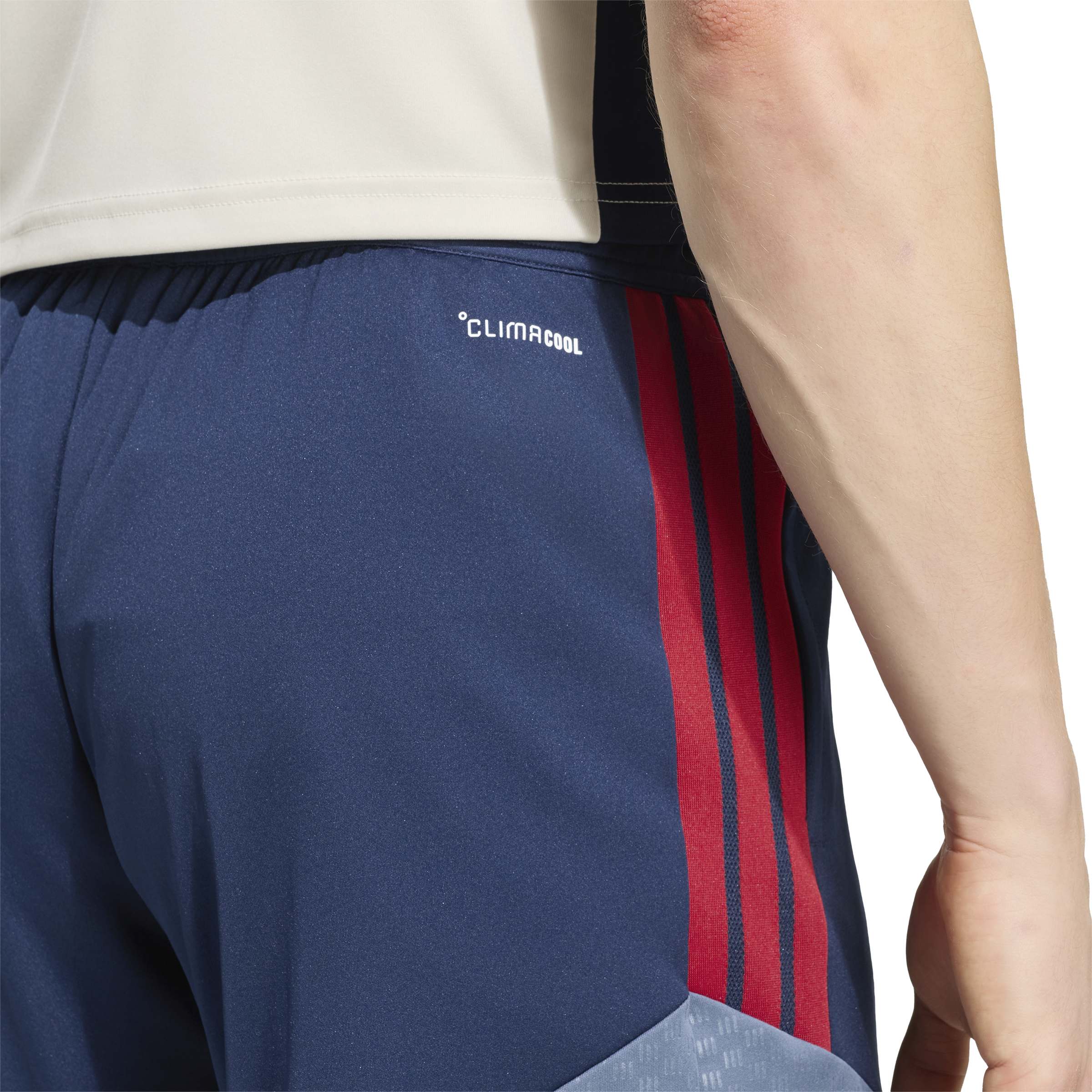 Adidas Bayern München Trainingsbroekje 2026-2027 Donkerblauw Rood Goud Adidas Bayern München Trainingsbroekje 2026-2027 Donkerblauw Rood Goud - foto 4