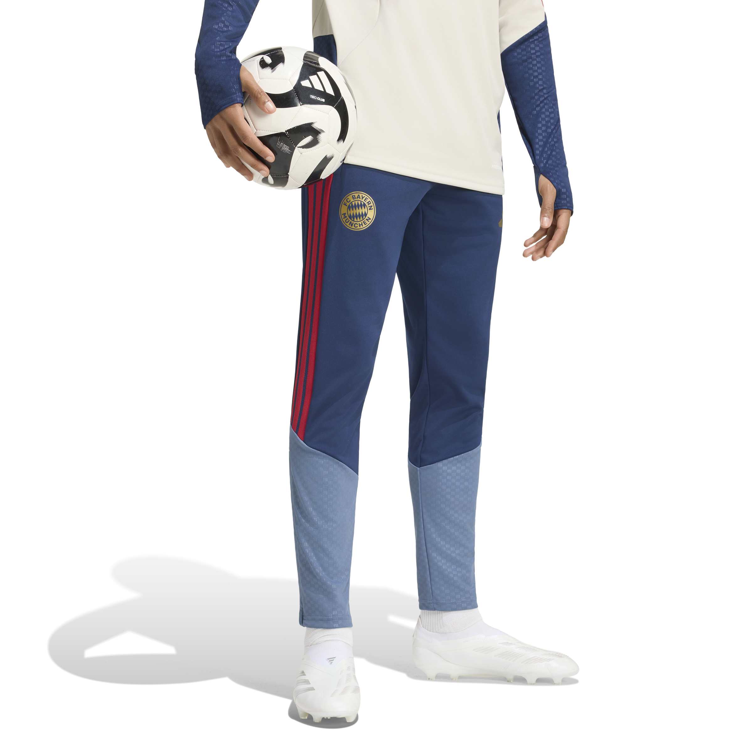 Adidas Bayern München Trainingsbroek 2026-2027 Donkerblauw Rood Goud Adidas Bayern München Trainingspak 1/4-Zip 2026-2027 Donkerblauw Rood Goud - foto 7