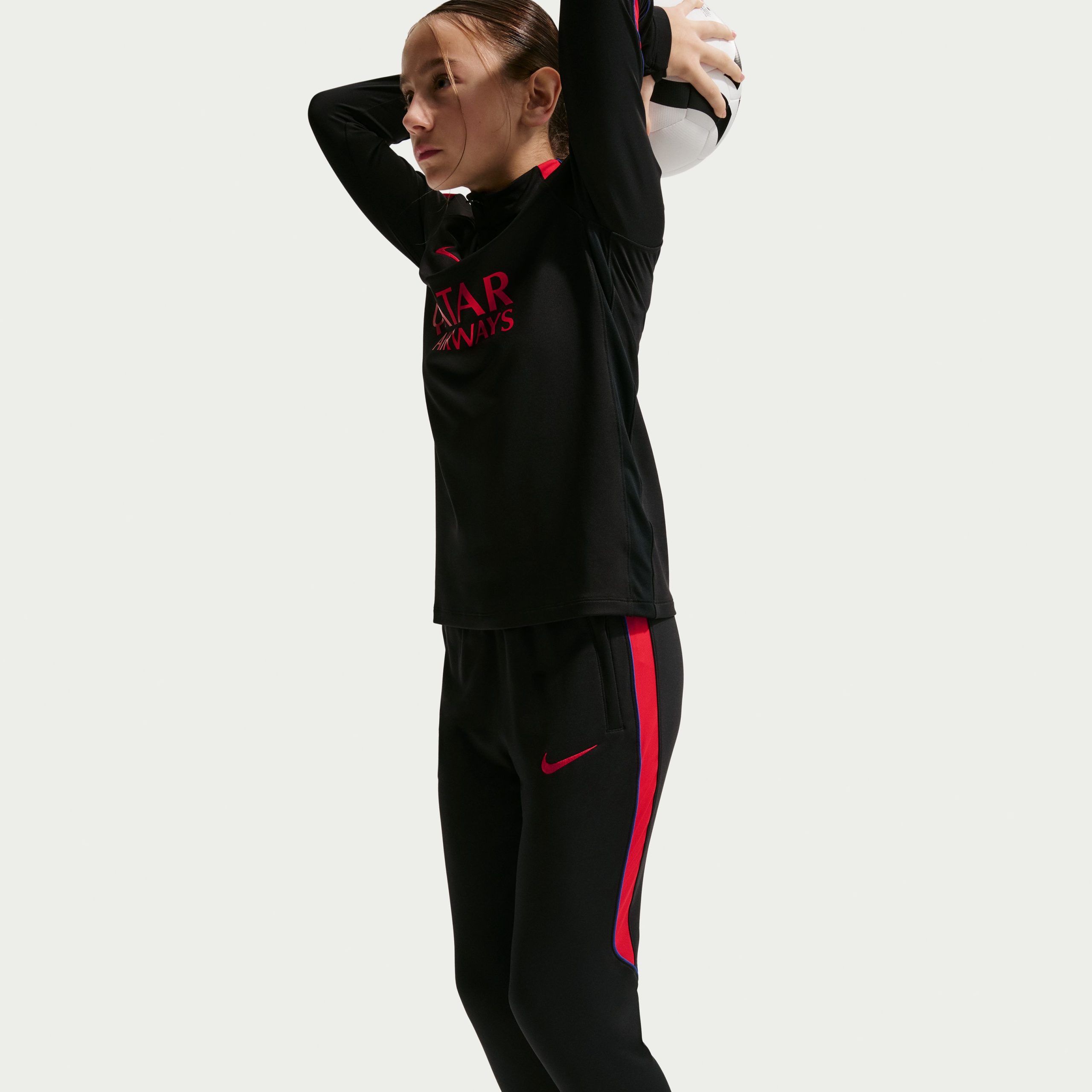 Nike Paris Saint-Germain Strike Trainingsbroek 2026-2027 Kids Zwart Felrood Donkerblauw Nike Paris Saint-Germain Strike Trainingsbroek 2026-2027 Kids Zwart Felrood Donkerblauw - Afbeelding 6