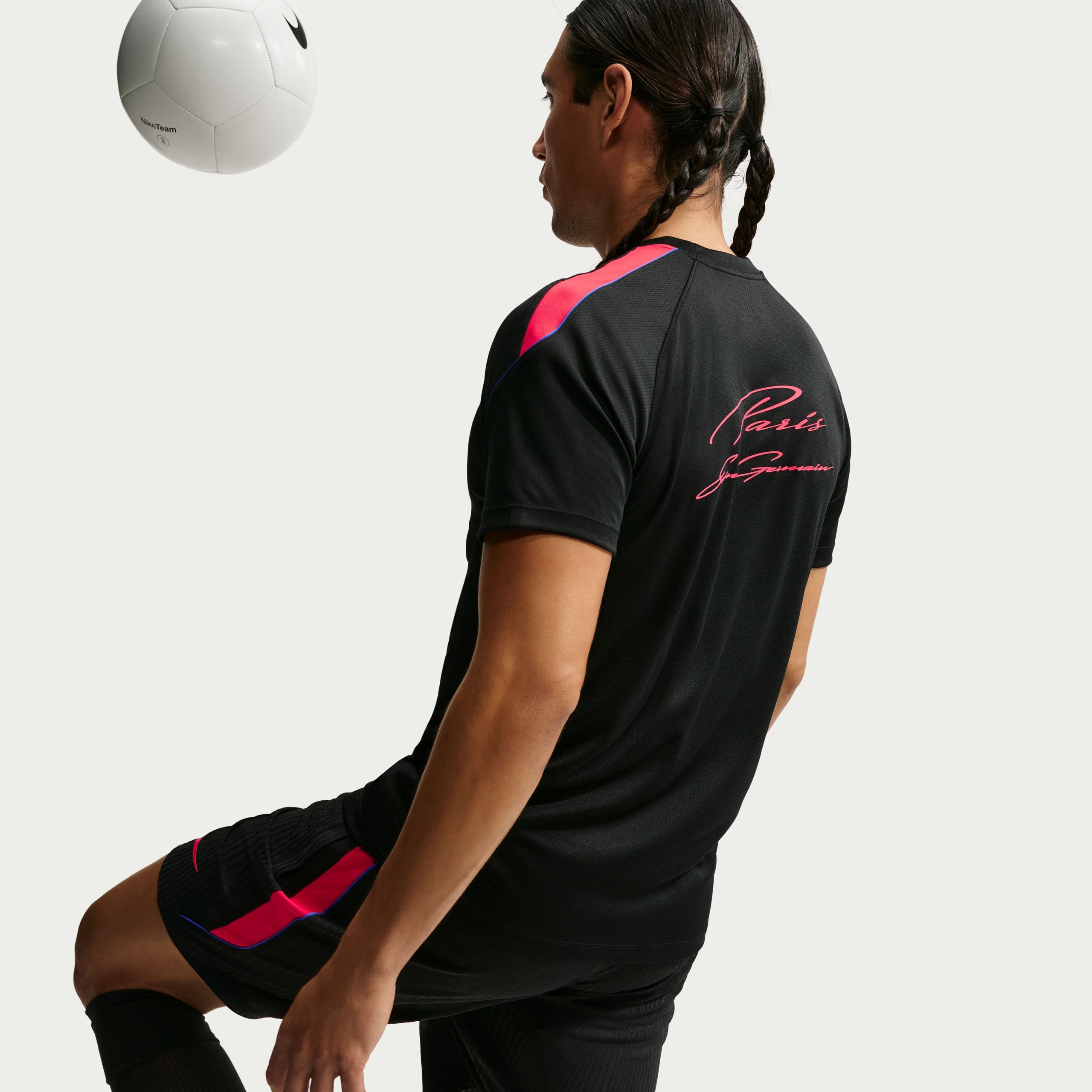 Nike Paris Saint-Germain Strike Trainingsset 2026-2027 Zwart Felrood Donkerblauw Nike Paris Saint-Germain Strike Trainingsset 2026-2027 Zwart Felrood Donkerblauw - Afbeelding 5