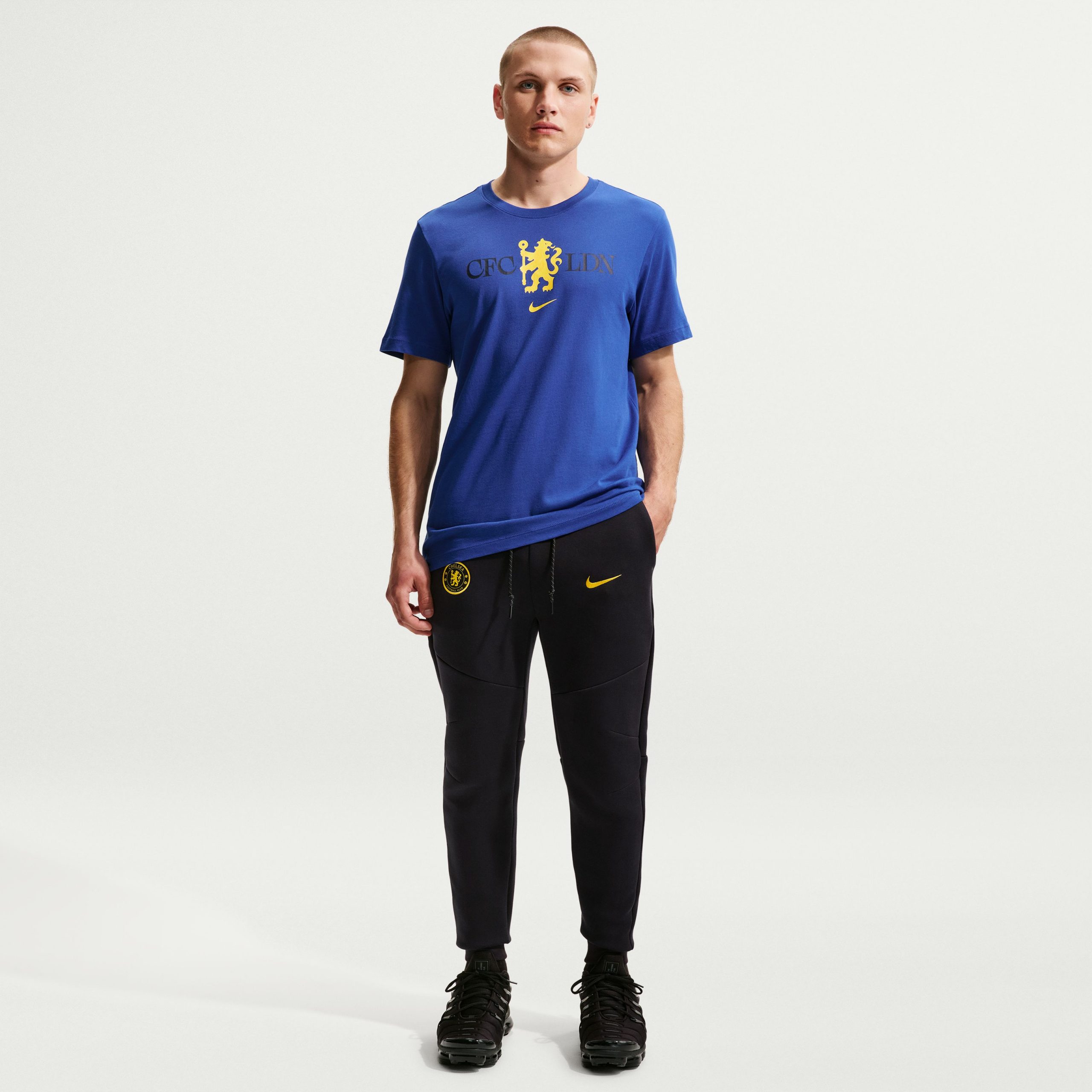 Nike Chelsea Tech Fleece Joggingbroek 2026-2027 Zwart Goudgeel Nike Chelsea Tech Fleece Joggingbroek 2026-2027 Zwart Goudgeel - foto 5