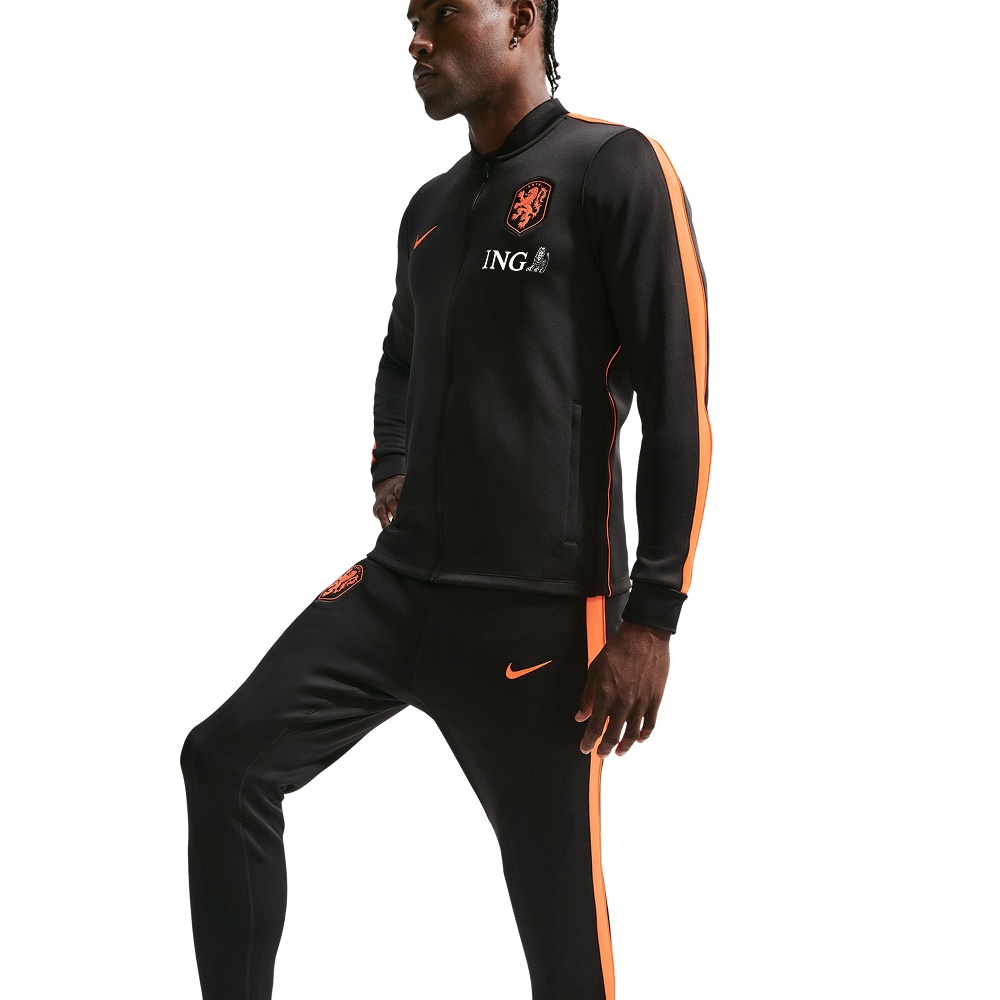 Nike Nederland Strike Trainingspak Full-Zip 2026-2028 Zwart Oranje Nike Nederland Strike Trainingspak Full-Zip 2026-2028 Zwart Oranje - foto 3