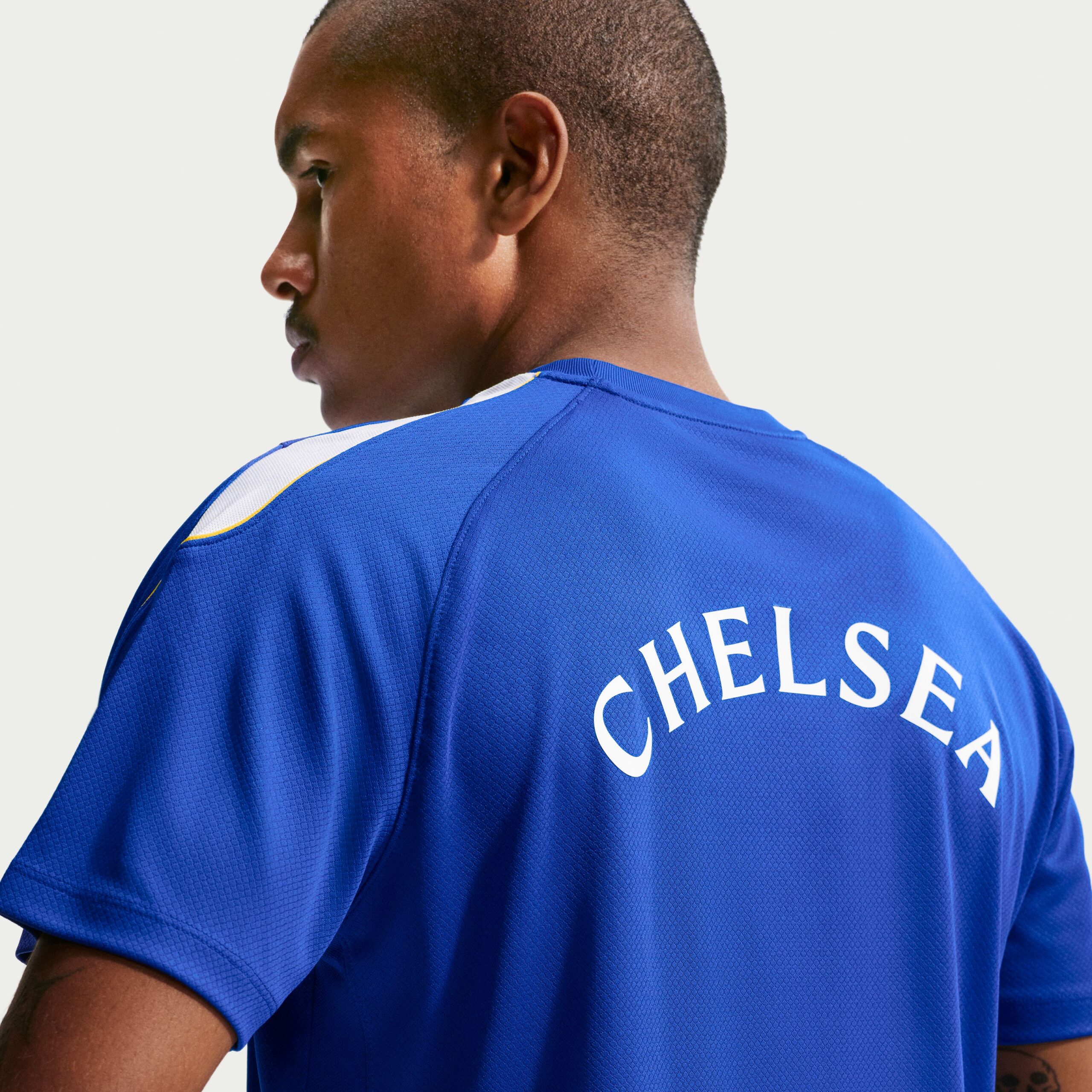 Nike Chelsea Strike Trainingsshirt 2026-2027 Blauw Goudgeel Wit Nike Chelsea Strike Trainingsset 2026-2027 Blauw Donkerblauw Goudgeel Wit - foto 6