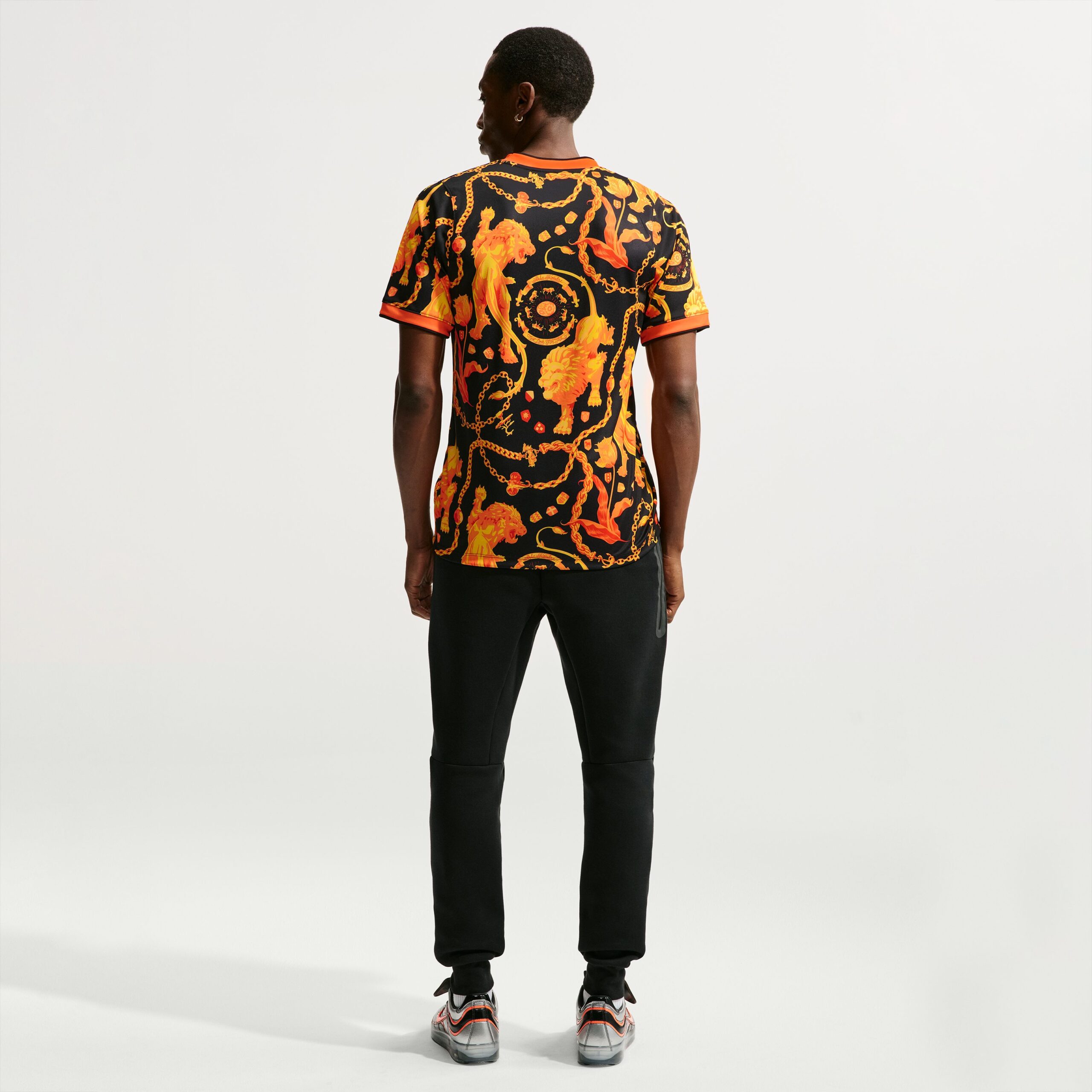 Nike Nederland X Patta Academy Pro Pre-Match Trainingsshirt 2026-2028 Nike Nederland X Patta Academy Pro Pre-Match Trainingsshirt 2026-2028 - foto 2