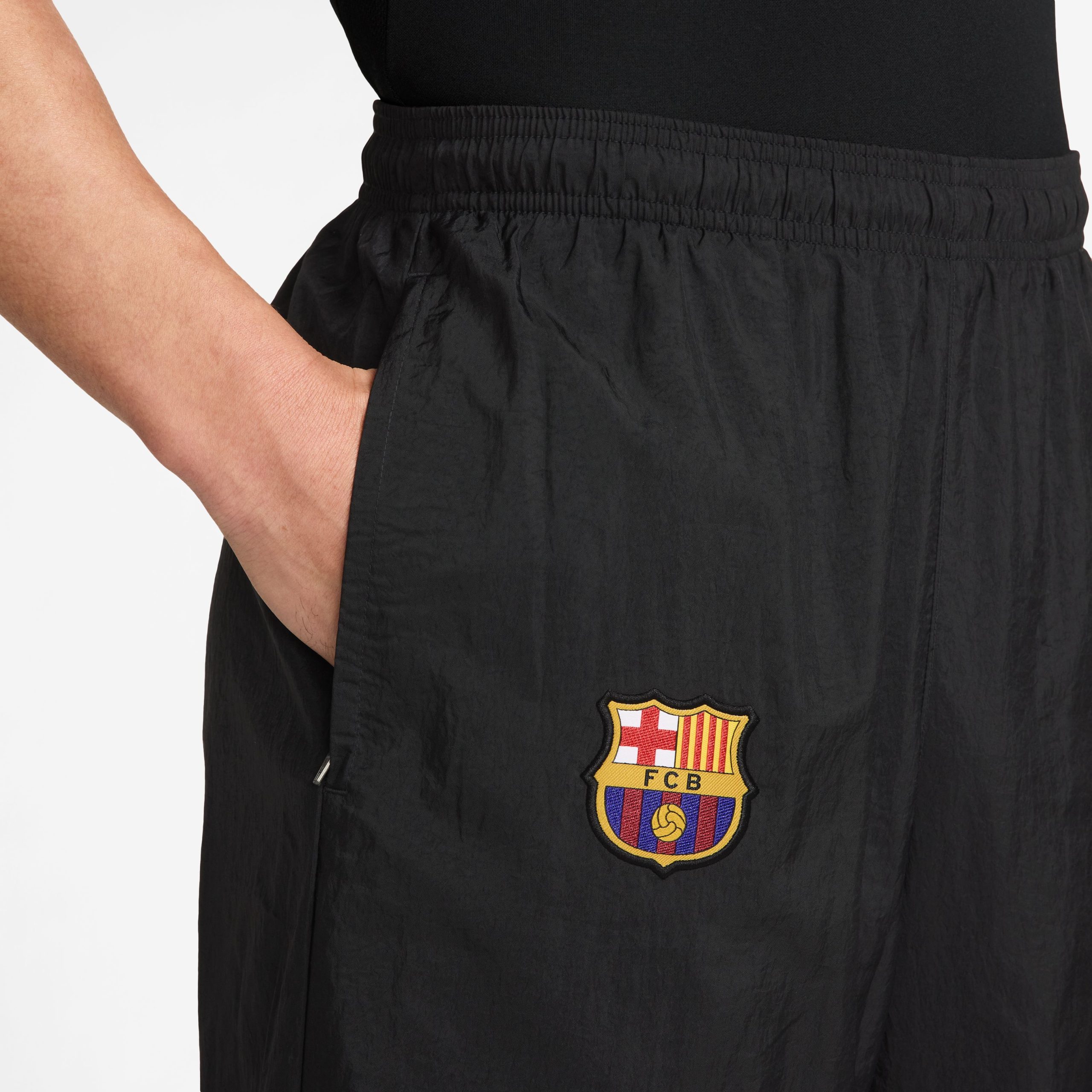 Nike FC Barcelona Repel Woven Trainingsbroek 1996 Zwart Lichtgroen Goudgeel Nike FC Barcelona Repel Woven Trainingsbroek 1996 Zwart Lichtgroen Goudgeel - foto 3