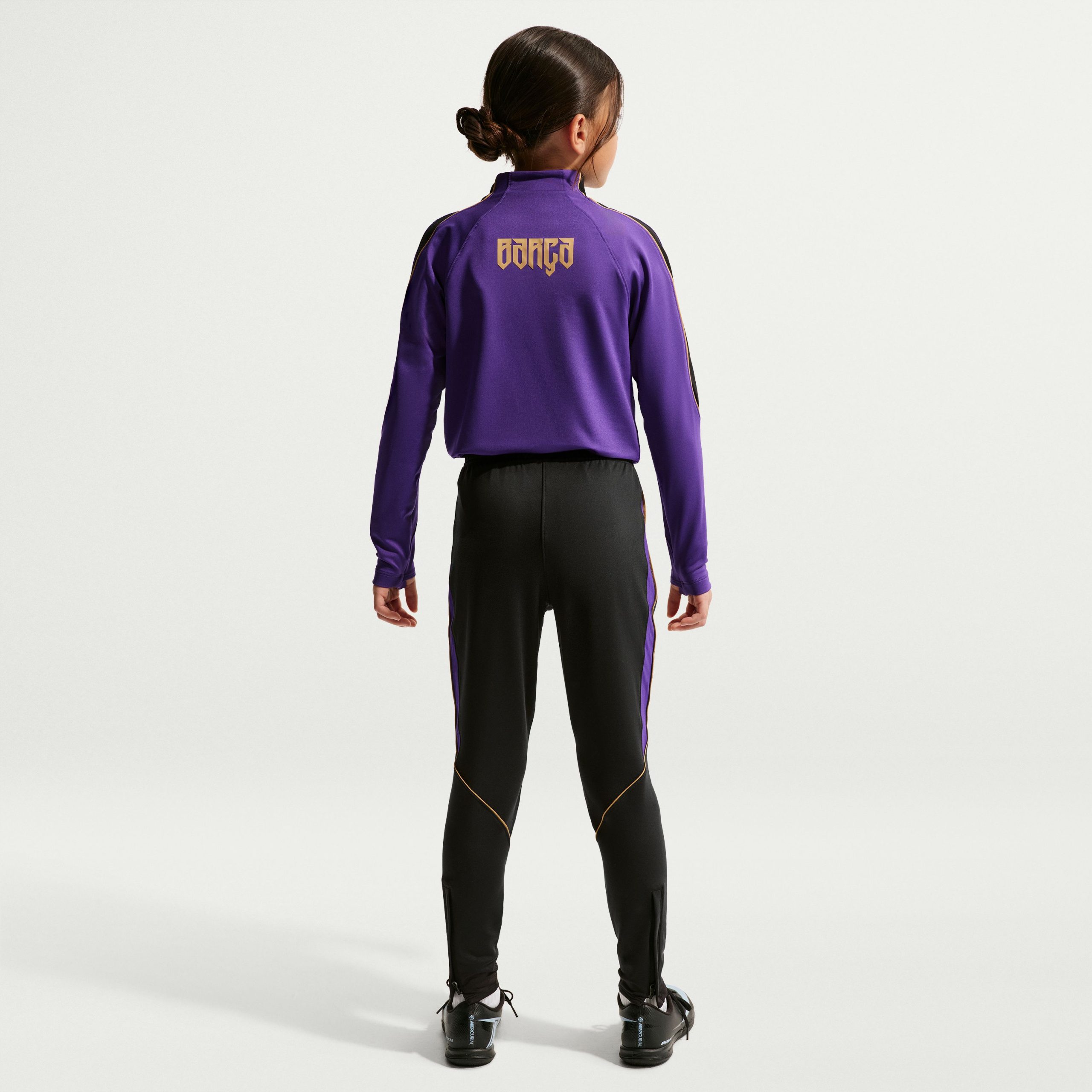 Nike FC Barcelona Strike Trainingsbroek 2026-2027 Kids Zwart Paars Goud Nike FC Barcelona Strike Trainingsbroek 2026-2027 Kids Zwart Paars Goud - foto 2