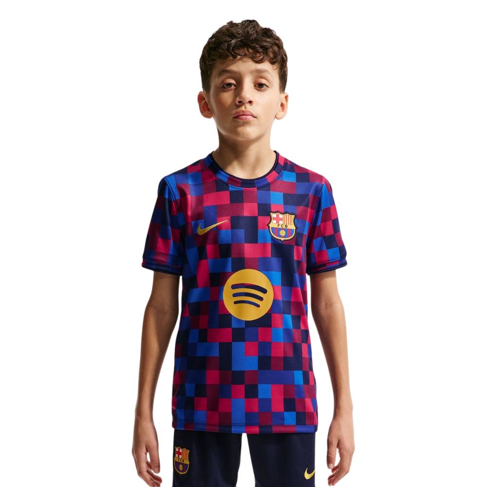 Nike FC Barcelona Pre-Match Trainingsshirt 2026-2027 Kids Rood Donkerblauw Geel Nike FC Barcelona Pre-Match Trainingsshirt 2026-2027 Kids Rood Donkerblauw Geel
