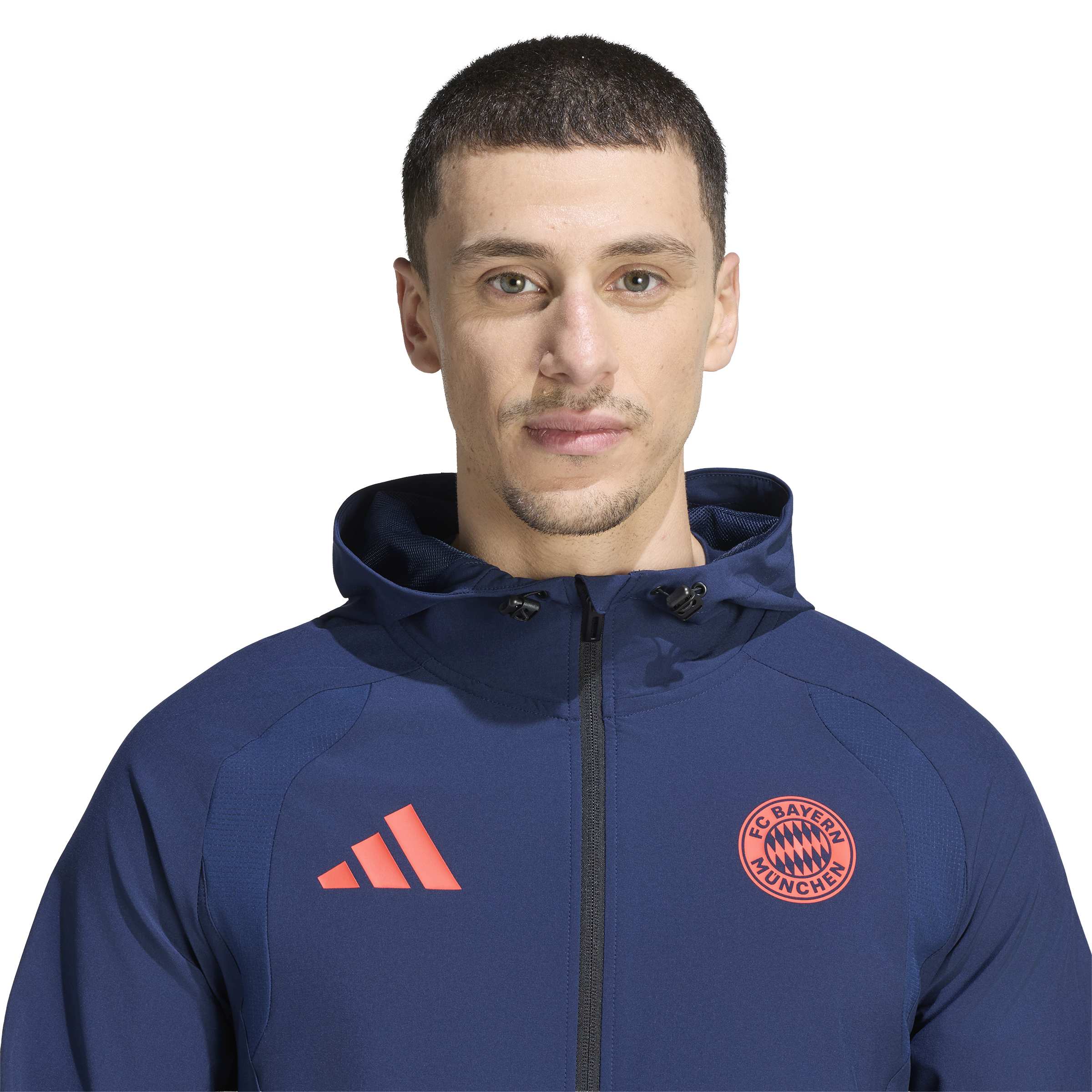 Adidas Bayern München Tiro Travel Trainingsjack 2026-2027 Donkerblauw Rood Adidas Bayern München Tiro Travel Trainingspak 2026-2027 Donkerblauw Rood - foto 4
