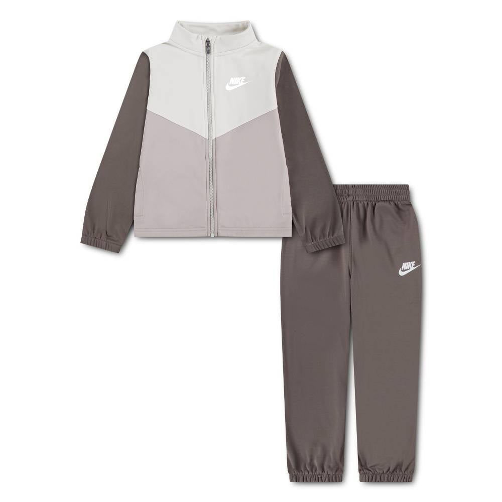 Nike Lifestyle Essentials Trainingspak Peuters/Kleuters Lichtgrijs Donkergrijs Bruingrijs Nike Lifestyle Essentials Trainingspak Peuters/Kleuters Lichtgrijs Donkergrijs Bruingrijs