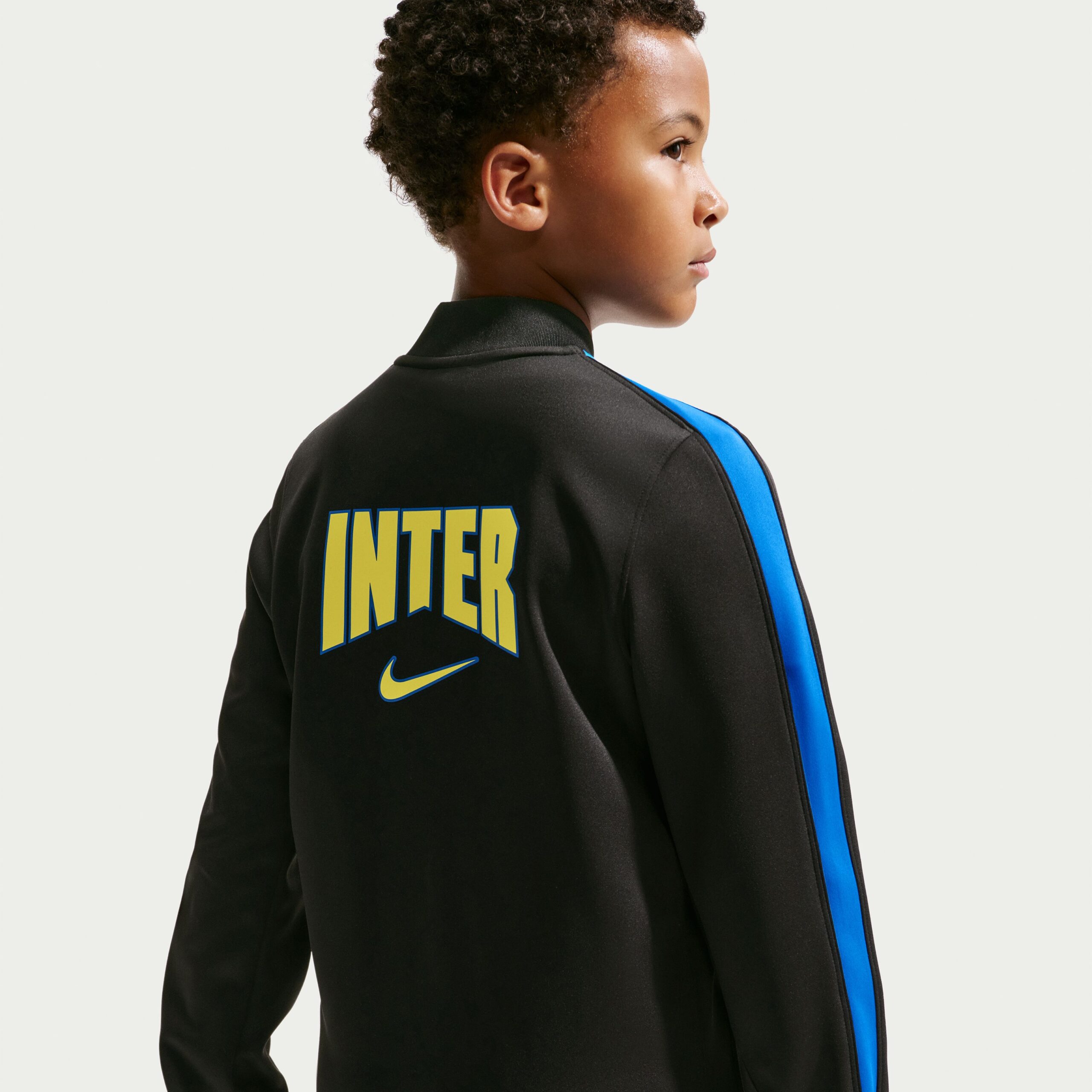 Nike Inter Milan Strike Trainingspak 2026-2027 Kids Zwart Donkerblauw Goudgeel Nike Inter Milan Strike Trainingspak 2026-2027 Kids Zwart Donkerblauw Goudgeel - foto 4