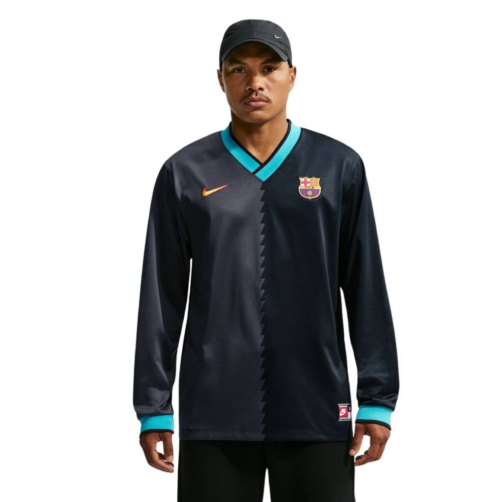 Nike FC Barcelona Energy Shirt Lange Mouwen 2026-2027 Zwart Donkergrijs Lichtblauw Goudgeel Nike FC Barcelona Energy Shirt Lange Mouwen 2026-2027 Zwart Donkergrijs Lichtblauw Goudgeel