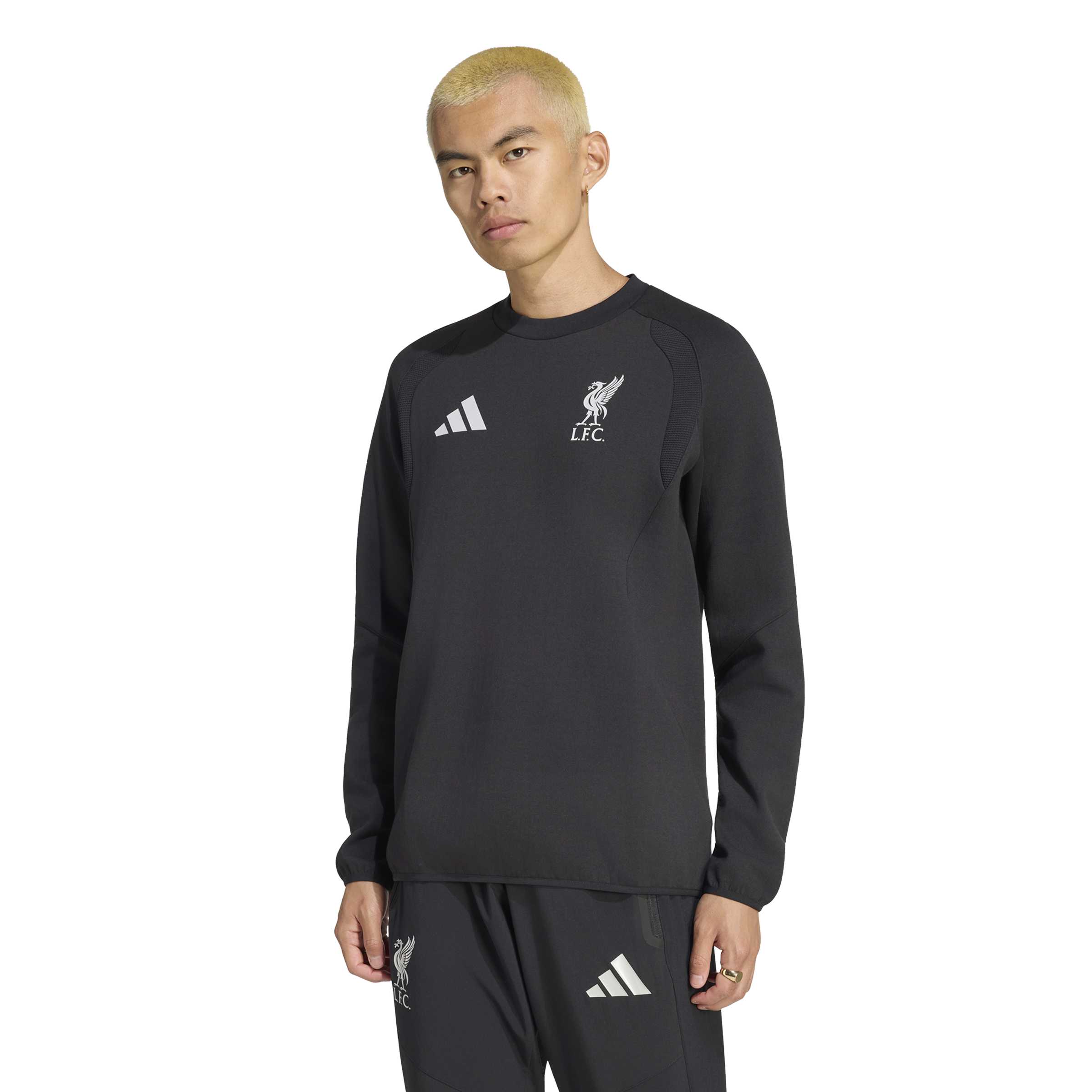 Adidas Liverpool Tiro Travel Crew Sweater 2026-2027 Zwart Wit Adidas Liverpool Tiro Travel Crew Sweater 2026-2027 Zwart Wit