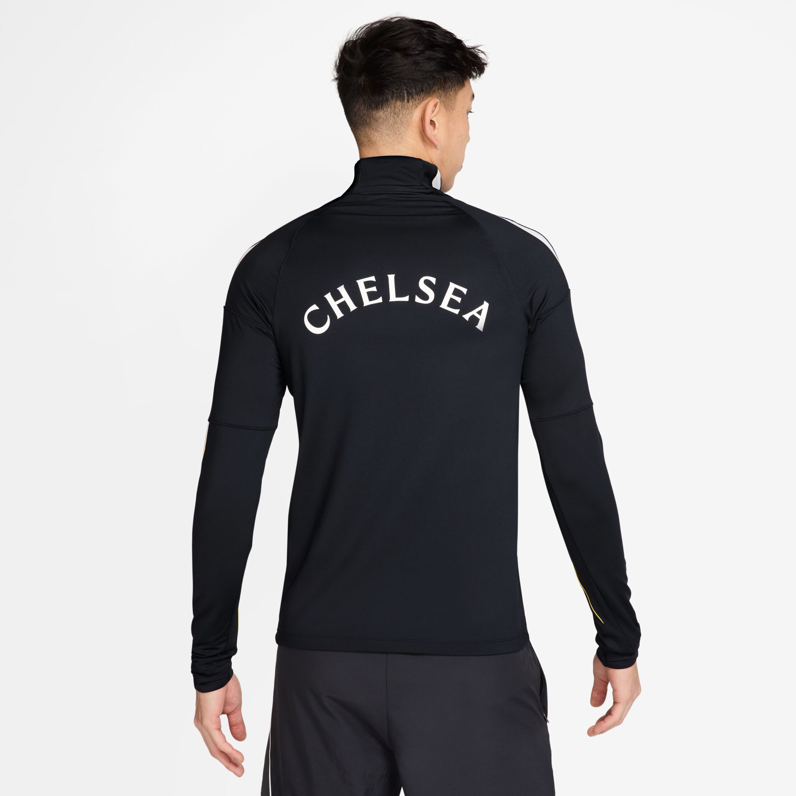 Nike Chelsea Strike Trainingstrui 1/4-Zip 2026-2027 Donkerblauw Wit Goudgeel Nike Chelsea Strike Trainingspak 1/4-Zip 2026-2027 Donkerblauw Wit Goudgeel - foto 3