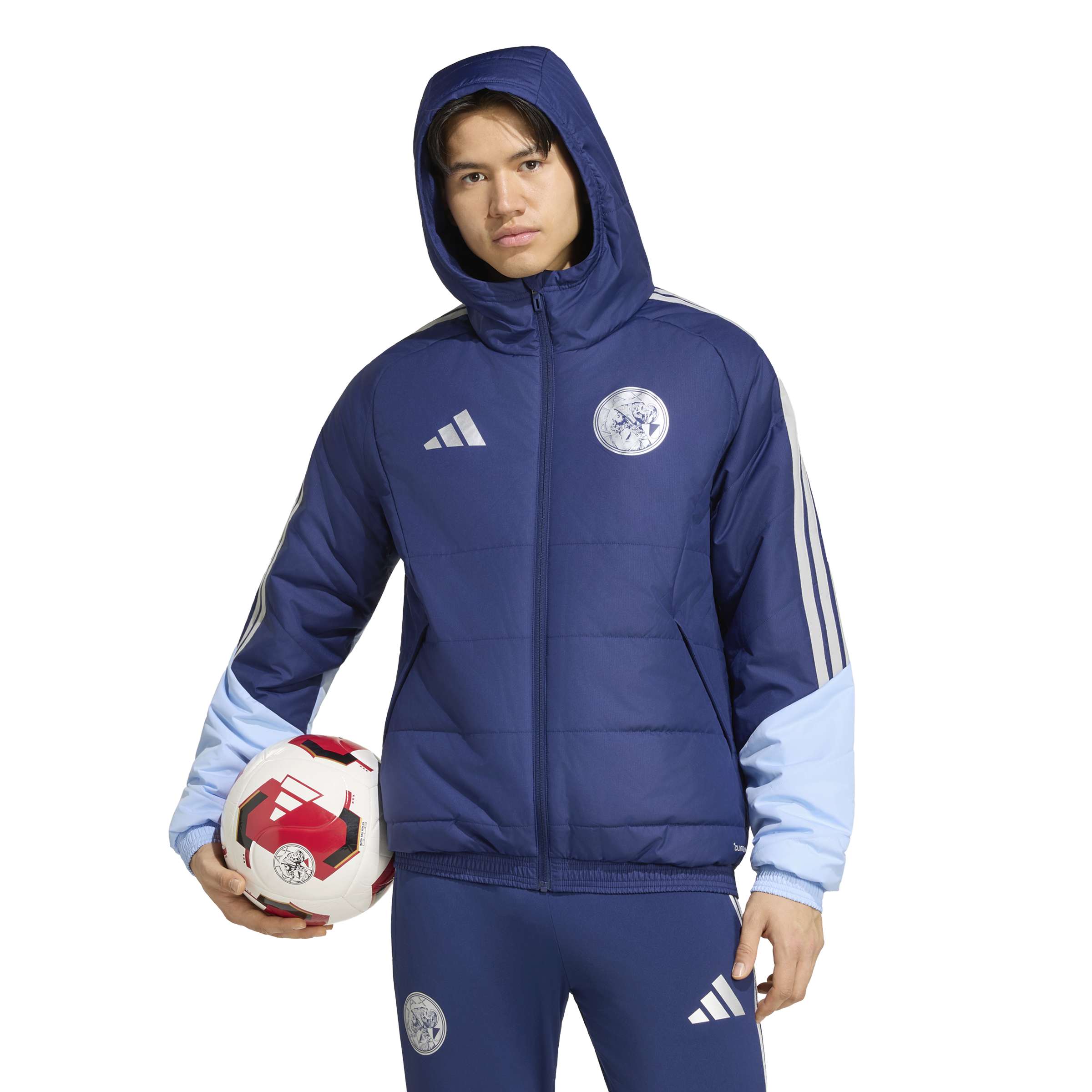 Adidas Ajax Winterjas 2026-2027 Donkerblauw Lichtblauw Adidas Ajax Winterjas 2026-2027 Donkerblauw Lichtblauw